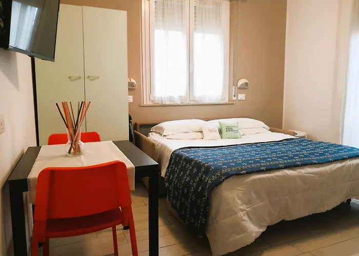 Hotel Iride Apartments & Rooms- Ideale Per Famiglie E Coppie